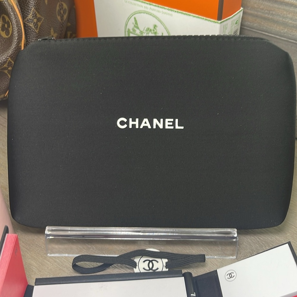 Chanel Bundle - image 4